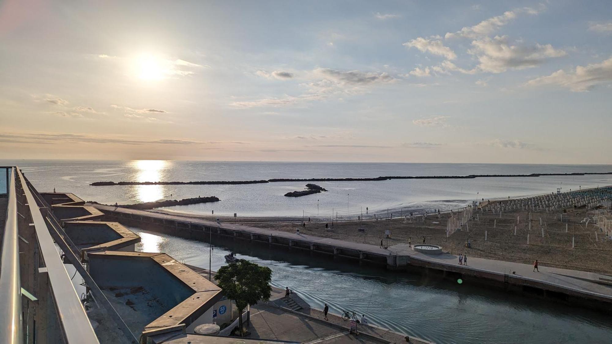 Hotel Levante Bellaria-Igea Marina Esterno foto