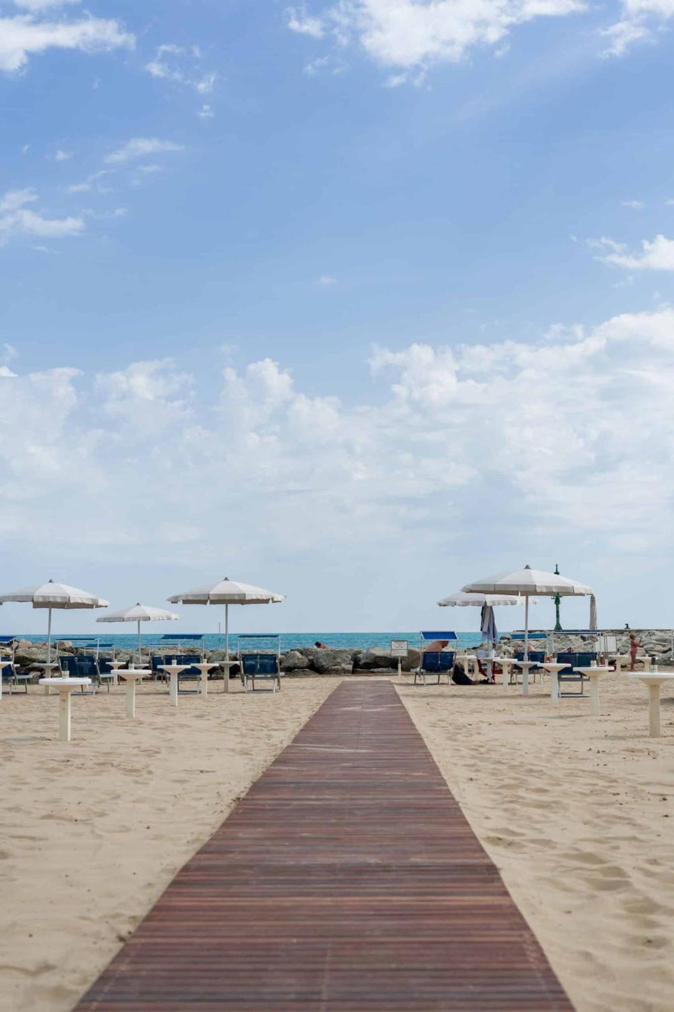Hotel Levante Bellaria-Igea Marina Esterno foto
