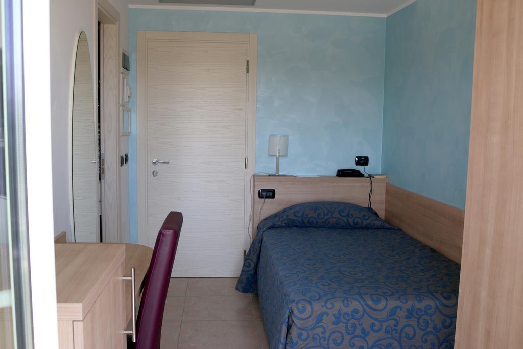 Hotel Levante Bellaria-Igea Marina Esterno foto